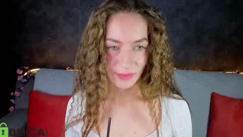 agnes wells online show from 22, 11, 2025