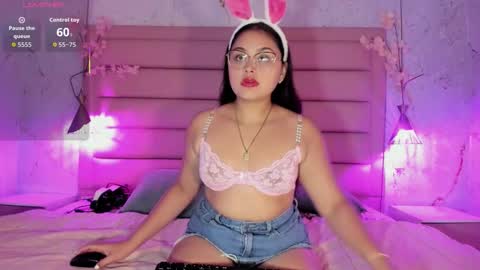 Snapshot of agnesrocuzzo chatting on 27, 11, 2025 agnesrocuzzo online show from 27, 11, 2025