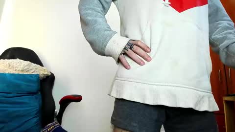 Snapshot of aguslover chatting on 20, 2, 2025 Agustin online show from 20, 2, 2025