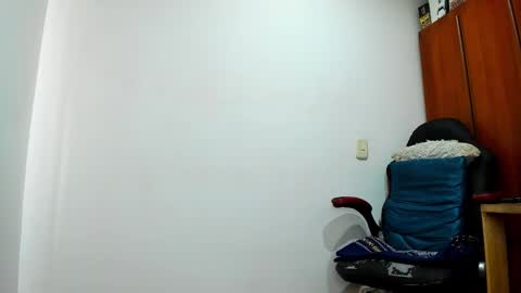 Snapshot of aguslover chatting on 26, 2, 2025 Agustin online show from 26, 2, 2025