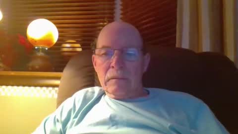 Snapshot of aguynrkfrd chatting on 17, 12, 2024 aguynrkfrd online show from 17, 12, 2024