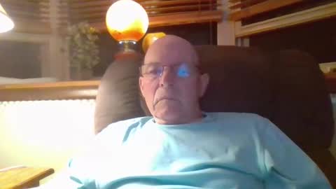 Snapshot of aguynrkfrd chatting on 21, 9, 2025 aguynrkfrd online show from 21, 9, 2025