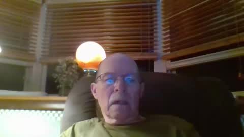 Snapshot of aguynrkfrd chatting on 6, 10, 2025 aguynrkfrd online show from 6, 10, 2025