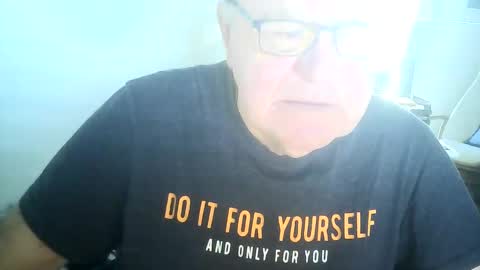 Snapshot of ahmole chatting on 25, 12, 2024 Ole online show from 25, 12, 2024