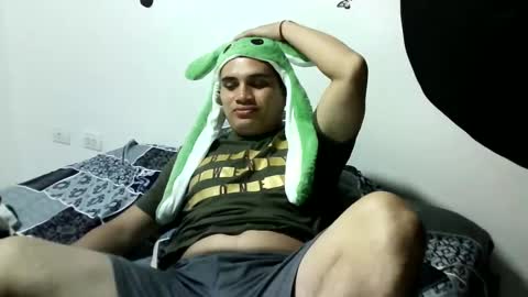 Snapshot of ahntony__69 chatting on 19, 1, 2025 ahntony  69 online show from 19, 1, 2025
