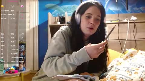 Snapshot of ahungkittykat chatting on 20, 4, 2026 Kat online show from 20, 4, 2026