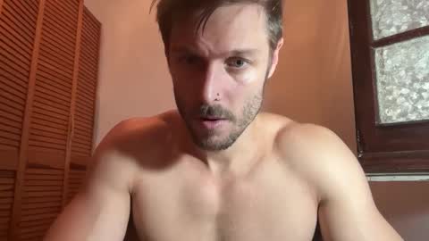 Snapshot of aiasar chatting on 8, 10, 2025 Aiasar online show from 8, 10, 2025