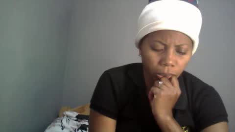 Aicha boobs online show from 3, 4, 2026