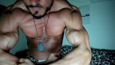 Snapshot of aidandark0 chatting on 8, 11, 2025 aidandark0 online show from 8, 11, 2025