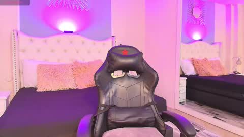 aiden_royce online show from 22, 9, 2025