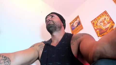 Snapshot of aidenbrites chatting on 27, 10, 2025 Aiden Brites online show from 27, 10, 2025