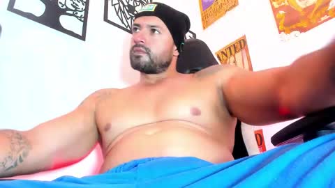 Snapshot of aidenbrites chatting on 29, 10, 2025 Aiden Brites online show from 29, 10, 2025