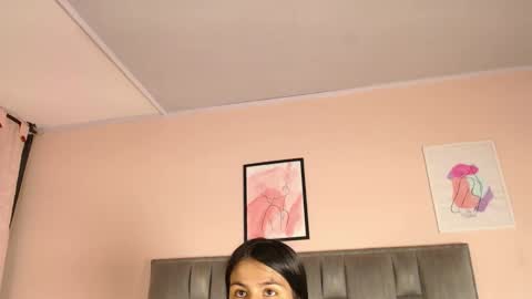 Snapshot of aiilynn_1 chatting on 4, 10, 2025 Ailyn online show from 4, 10, 2025