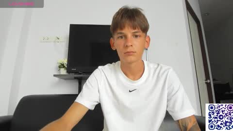 Snapshot of aiko_miracle chatting on 8, 2, 2026 birthday here online show from 8, 2, 2026