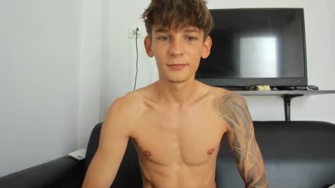 Snapshot of aiko_miracle chatting on 7, 3, 2026 birthday here online show from 7, 3, 2026