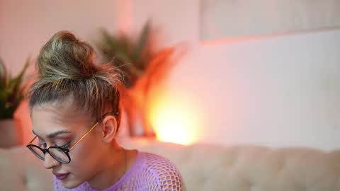 Snapshot of aileenaxa chatting on 7, 10, 2025 Aileen online show from 7, 10, 2025