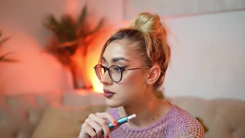 Snapshot of aileenaxa chatting on 3, 2, 2026 Aileen online show from 3, 2, 2026