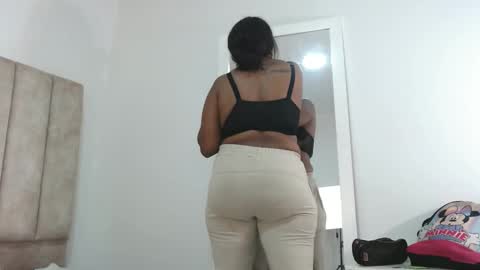 Snapshot of ailyndelosrios01 chatting on 29, 9, 2025 ailyndelosrios01 online show from 29, 9, 2025