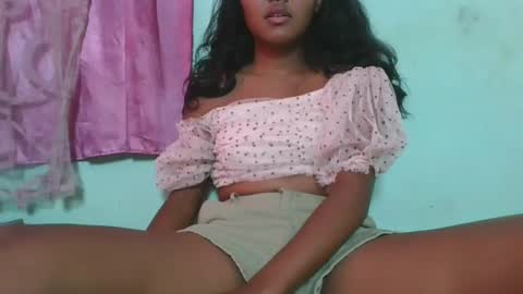 aimeamour online show from 2, 2, 2025