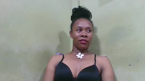 Snapshot of aimee982179 chatting on 16, 4, 2026 aimee982179 online show from 16, 4, 2026