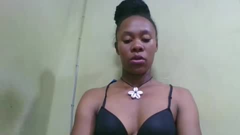 Snapshot of aimee982179 chatting on 21, 4, 2026 aimee982179 online show from 21, 4, 2026