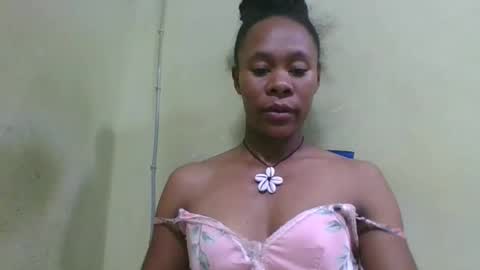 Snapshot of aimee982179 chatting on 24, 4, 2026 aimee982179 online show from 24, 4, 2026