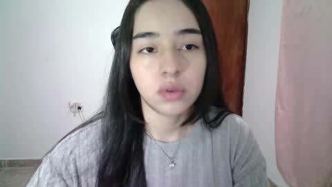 Snapshot of aineangeel chatting on 5, 10, 2025 AINE online show from 5, 10, 2025