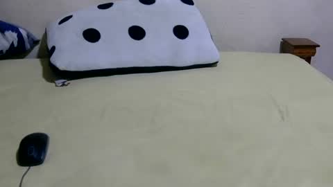 Snapshot of air_hottess chatting on 18, 11, 2025 Cindy online show from 18, 11, 2025