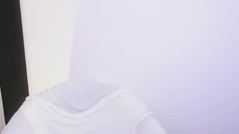 Snapshot of airi_pierce chatting on 22, 4, 2026 Airi online show from 22, 4, 2026