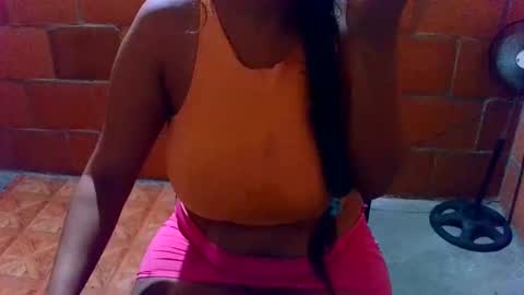 Snapshot of aisha_koswell3 chatting on 6, 1, 2026 aisha koswell3 online show from 6, 1, 2026