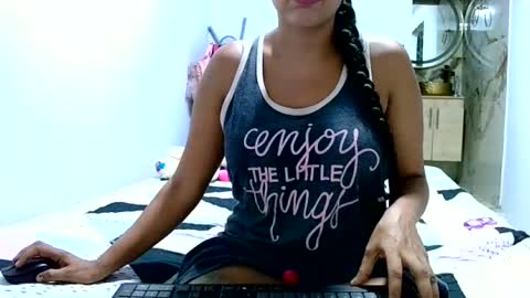aisha koswell3 online show from 12, 7, 2026