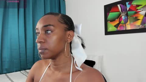 Snapshot of aisha_w10 chatting on 9, 1, 2025 Aisha online show from 9, 1, 2025