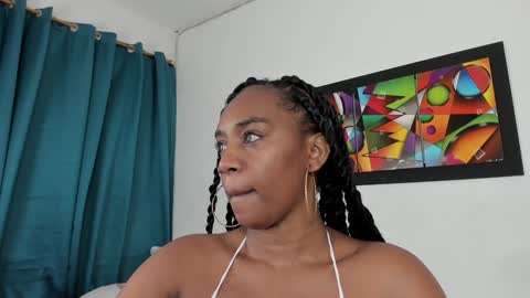 Snapshot of aisha_w10 chatting on 31, 1, 2025 Aisha online show from 31, 1, 2025