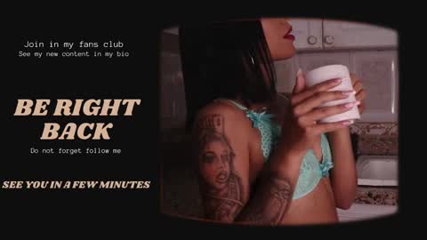 Snapshot of aishakassandra chatting on 11, 2, 2025 KASSANDRA online show from 11, 2, 2025