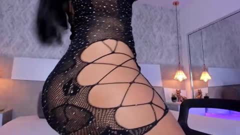 Aisha online show from 10, 3, 2025