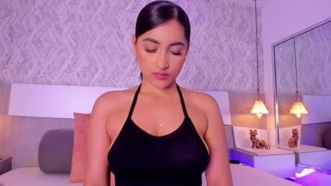 Aisha online show from 8, 9, 2025