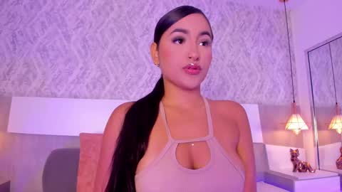 Aisha online show from 6, 10, 2025