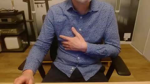 Snapshot of aixcited chatting on 22, 4, 2026 aixcited online show from 22, 4, 2026