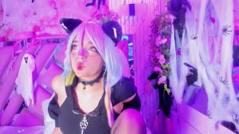 Snapshot of akane_hikari_ chatting on 19, 11, 2025 akane hikari online show from 19, 11, 2025