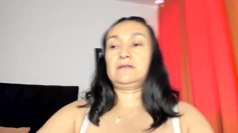 Snapshot of akanekihm chatting on 2, 4, 2026 MIRANDA online show from 2, 4, 2026