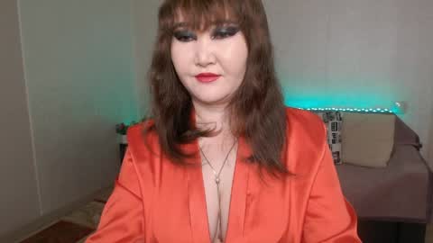 Snapshot of akanire chatting on 25, 5, 2026 Shelly online show from 25, 5, 2026