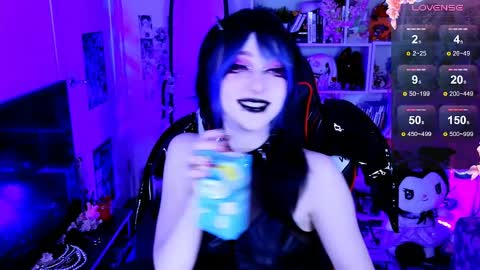 Snapshot of aki__ra chatting on 11, 4, 2026 Aki online show from 11, 4, 2026