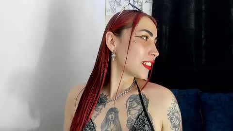 Snapshot of akila_clive chatting on 31, 3, 2026 carolina online show from 31, 3, 2026