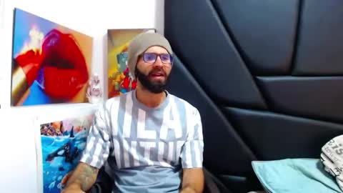 Snapshot of akiles_r chatting on 18, 3, 2026 akiles online show from 18, 3, 2026