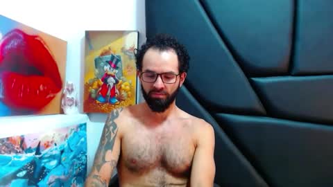 Snapshot of akiles_r chatting on 22, 4, 2026 akiles online show from 22, 4, 2026