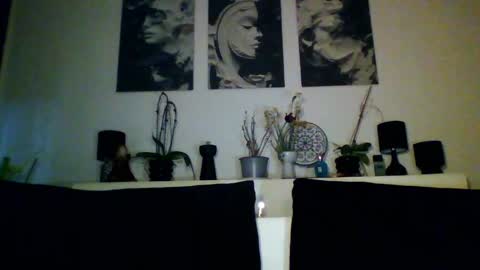 Snapshot of akiramihaela chatting on 14, 5, 2026 MIHAELA online show from 14, 5, 2026
