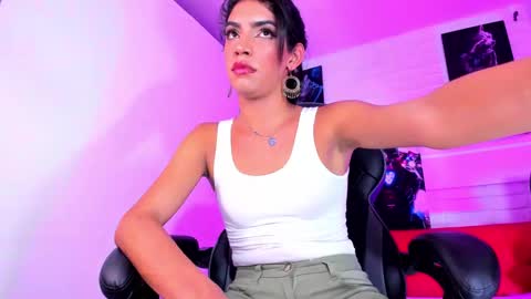 Alahia Rodriguez online show from 20, 12, 2024