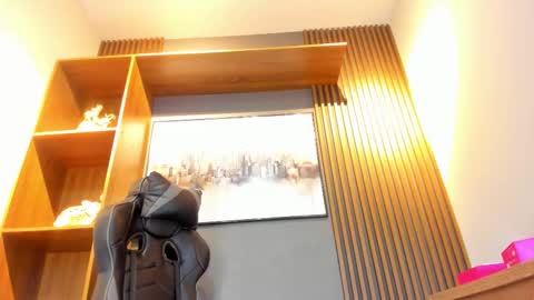 Snapshot of alahia__rodriguez chatting on 11, 1, 2026 Alahia Rodriguez online show from 11, 1, 2026