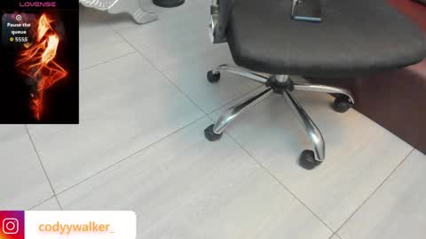 Snapshot of alahia_dangelo_ chatting on 19, 4, 2026 ALAHIA online show from 19, 4, 2026