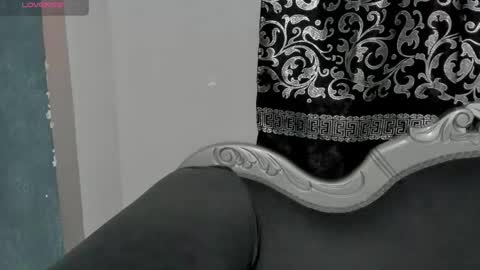 Snapshot of alahia_dangelo_ chatting on 1, 5, 2026 ALAHIA online show from 1, 5, 2026